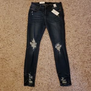 Judy Blue distressed skinny